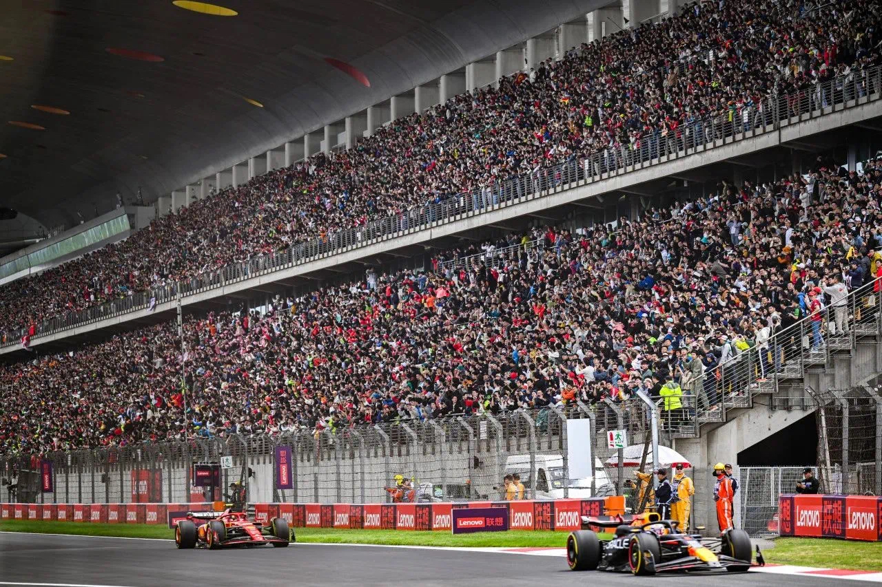 逾20万人赴上赛场体验速度与激情，2024F1联想中国大奖赛圆满落幕 (3).jpg
