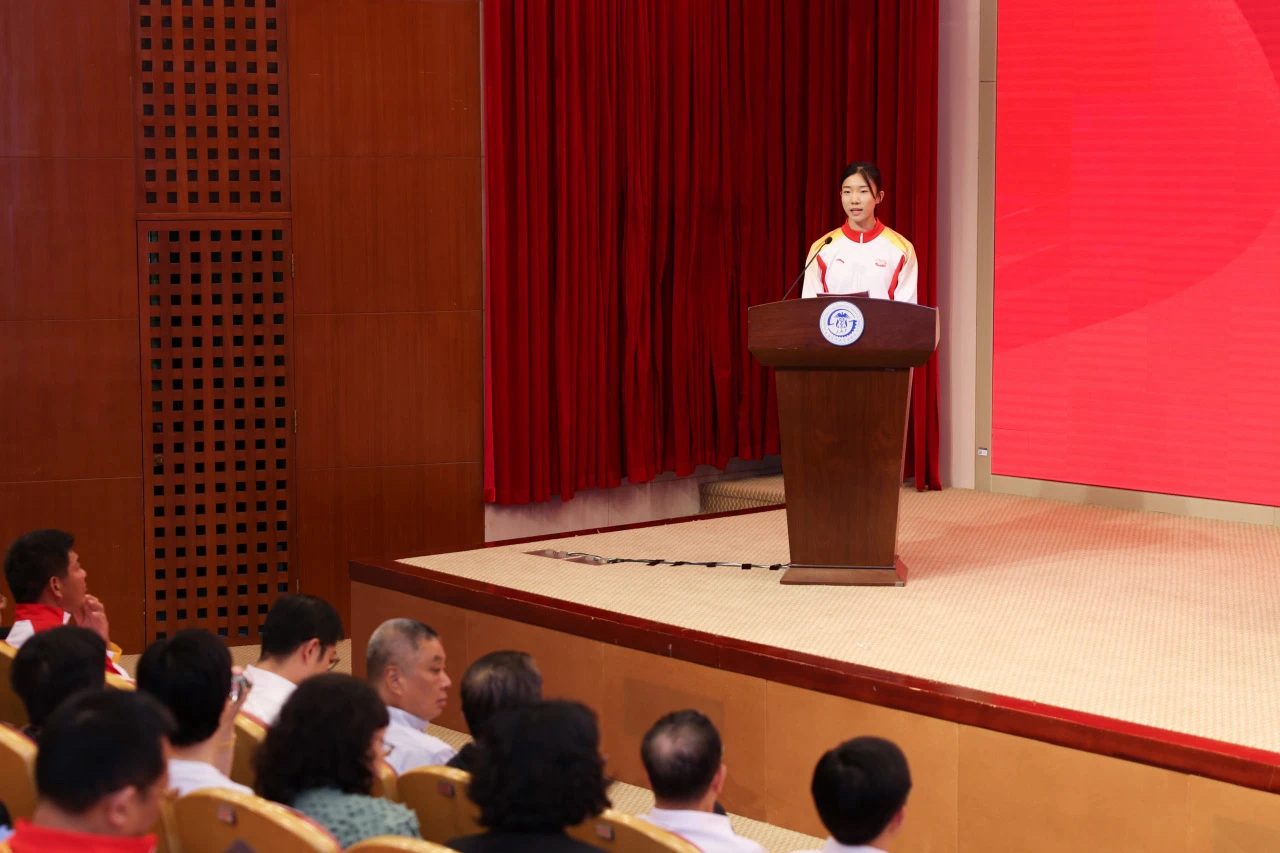 第一届全国学生（青年）运动会上海市代表团成立 上海1224名青年学生运动员即将出征.png