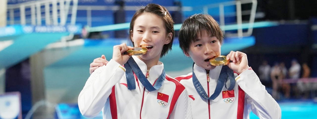 陈芋汐卫冕成功 携手全红婵勇夺奥运会跳水女子双人10米跳台金牌