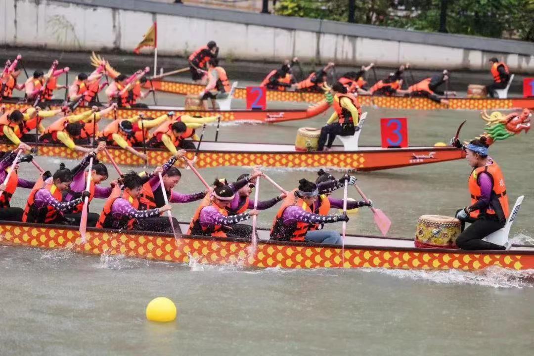 中国龙舟公开赛（上海·普陀站）暨 第十九届上海苏州河城市龙舟国际邀请赛圆满收官 (4).jpg
