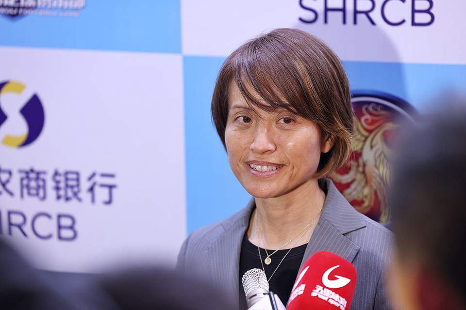 再续前缘 续写辉煌 上海农商银行继续携手上海女足 (10).jpg